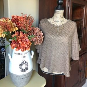 Thin fashionable poncho